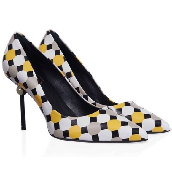 Roger Vivier Shoes - BNIB Roger Vivier Dec Sphere Palazzo Leather Heels with ball detail T95